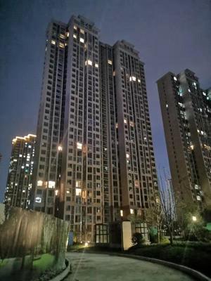 鄭州一樓盤延期交房11個(gè)月，違約金未結(jié)清引發(fā)爭(zhēng)議